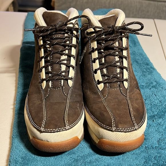 Timberland Chukka Boots Size 6 men’s/8 women’s - Picture 2 of 11